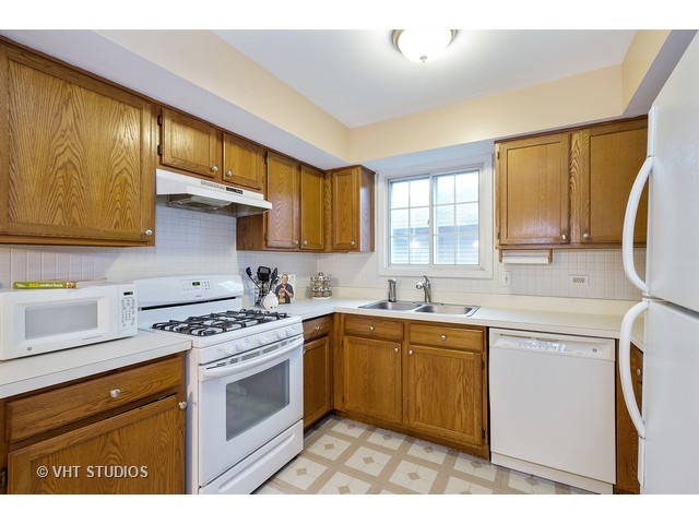 2985 Bangor Ln, Aurora, IL 60504 photo 5