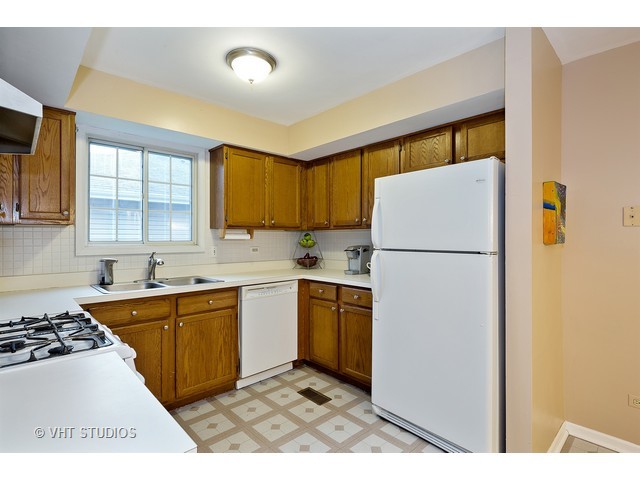 2985 Bangor Ln, Aurora, IL 60504 photo 4