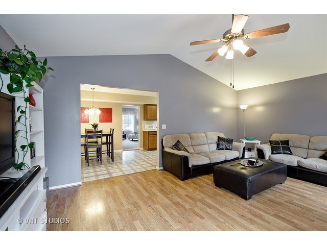 2985 Bangor Ln, Aurora, IL 60504 photo 7