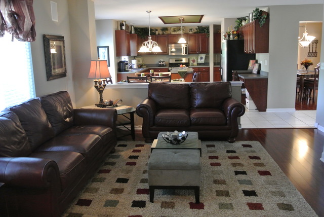 331 Berkeley Dr, Bolingbrook, IL 60440 photo 4