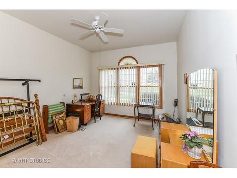 516 Highlington Ct, Beecher, IL 60401 photo 8
