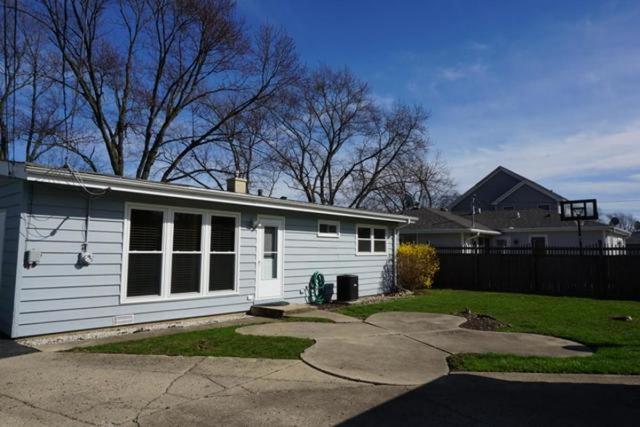 3907 Wilke Rd, Rolling Meadows, IL 60008 photo 15
