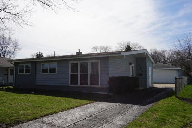 3907 Wilke Rd, Rolling Meadows, IL 60008 photo 2