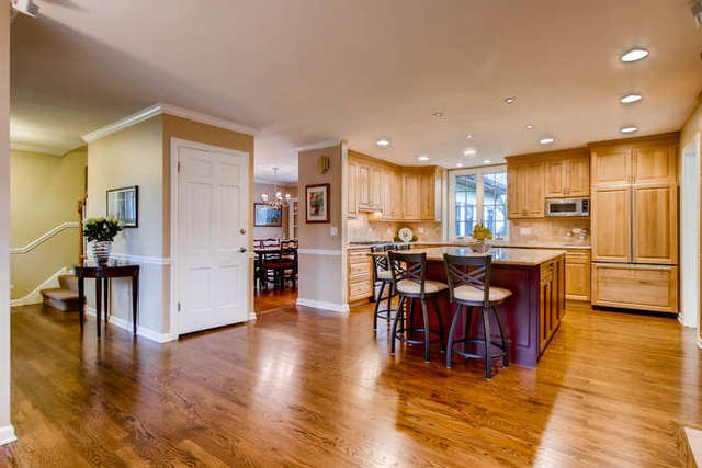 910 S Hale St, Wheaton, IL 60189 photo 6