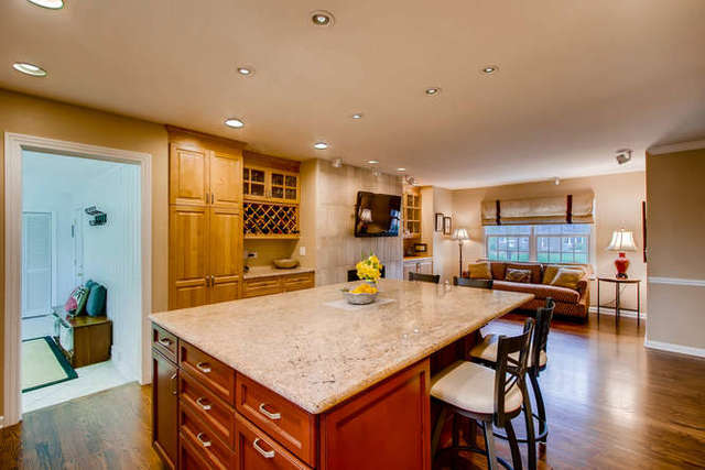 910 S Hale St, Wheaton, IL 60189 photo 9