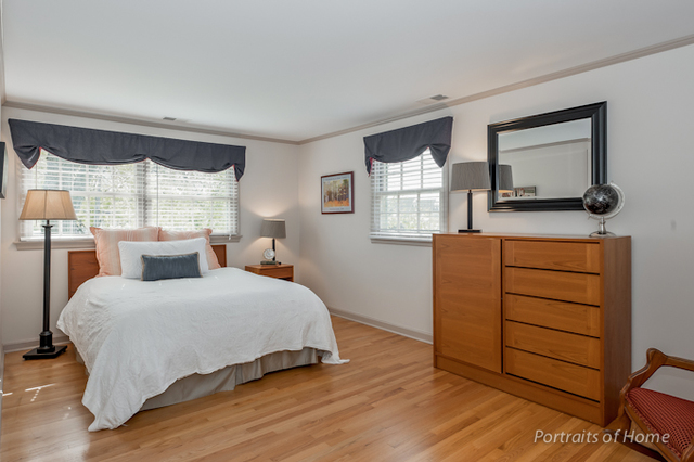 910 S Hale St, Wheaton, IL 60189 photo 14