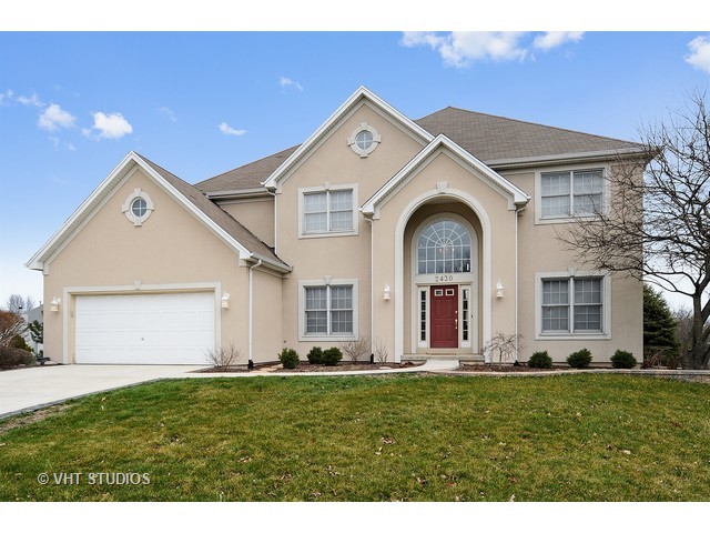 2430 Forestview Cir, Aurora, IL 60502 photo 1