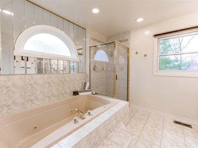 270 Wilcox Ct, Bartlett, IL 60103 photo 21