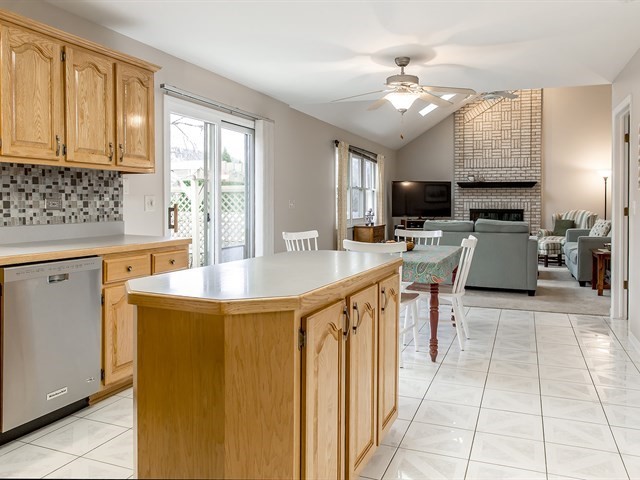 270 Wilcox Ct, Bartlett, IL 60103 photo 13