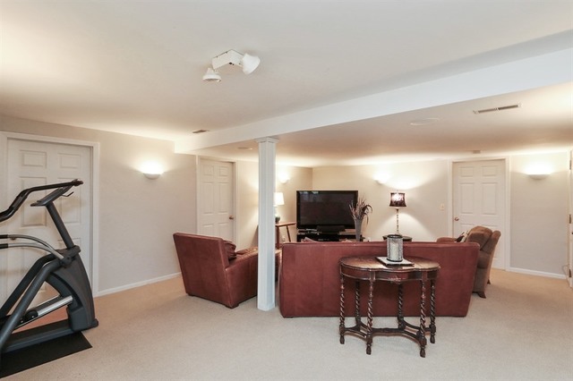 503 E North Ave, Lake Bluff, IL 60044 photo 16
