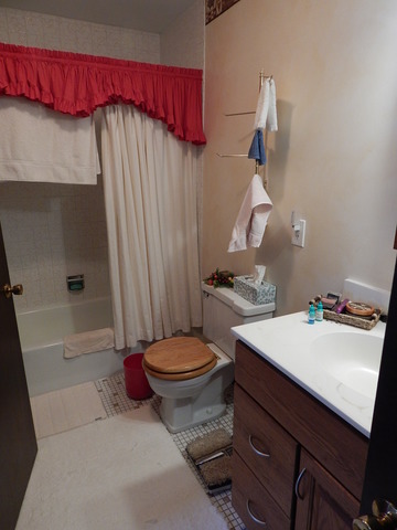 2910 Virginia Ave, Mchenry, IL 60050 photo 12
