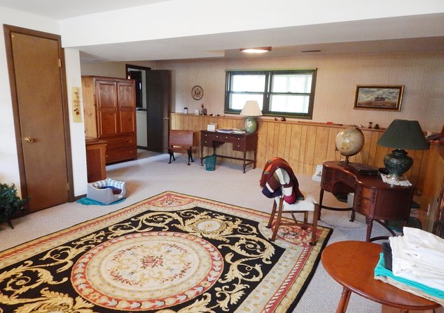 2910 Virginia Ave, Mchenry, IL 60050 photo 13