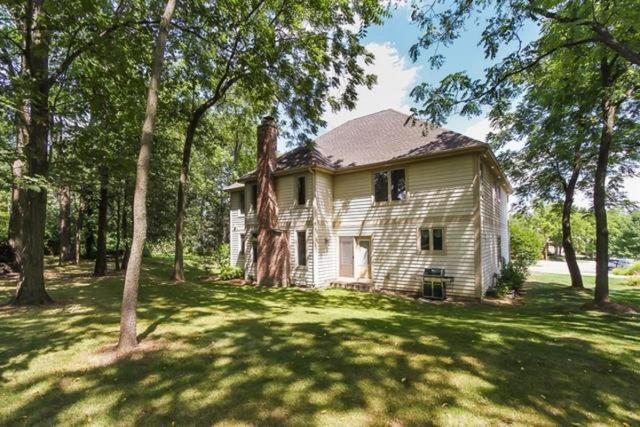 244 S Devon Ave, Bartlett, IL 60103 photo 25