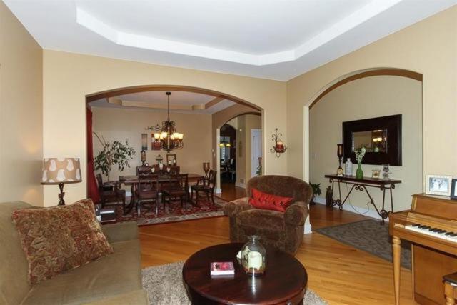244 S Devon Ave, Bartlett, IL 60103 photo 4