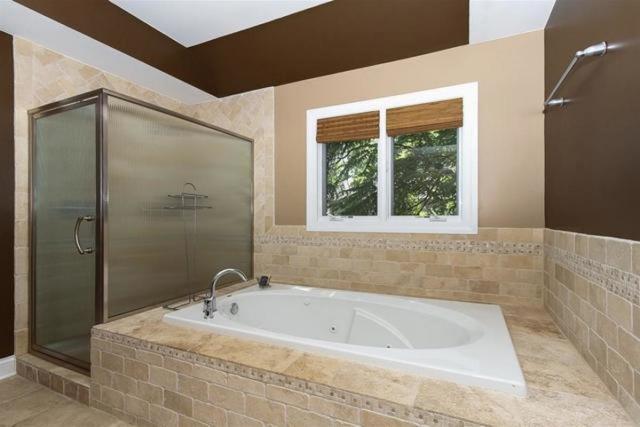 244 S Devon Ave, Bartlett, IL 60103 photo 17