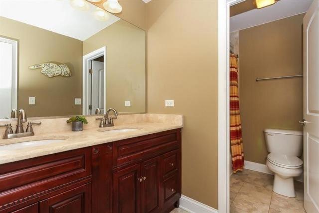 244 S Devon Ave, Bartlett, IL 60103 photo 21