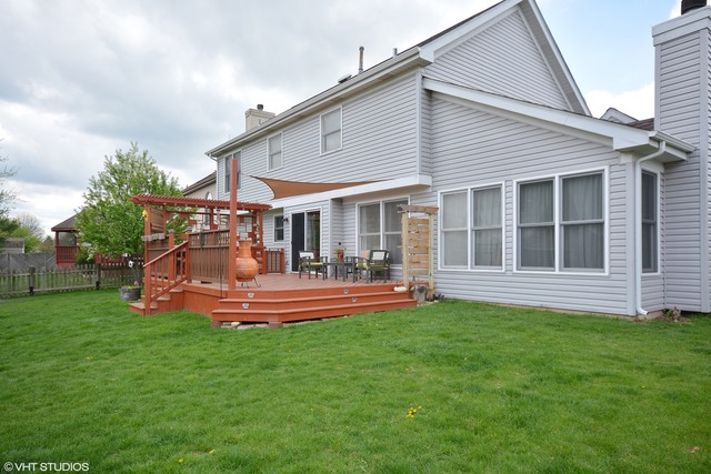 1151 Deep Woods Dr, Elgin, IL 60120 photo 25