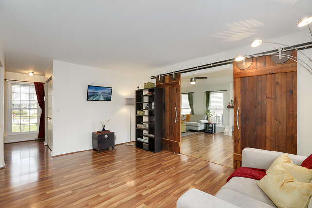 1151 Deep Woods Dr, Elgin, IL 60120 photo 6