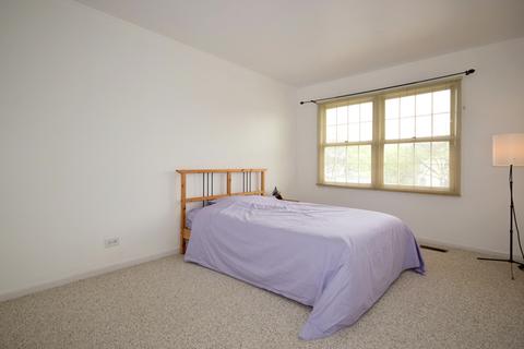 1350 E Thacker St, Schaumburg, IL 60173 photo 10