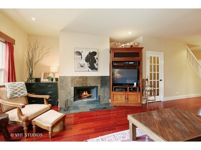 271 Grandview Ct, Algonquin, IL 60102 photo 3