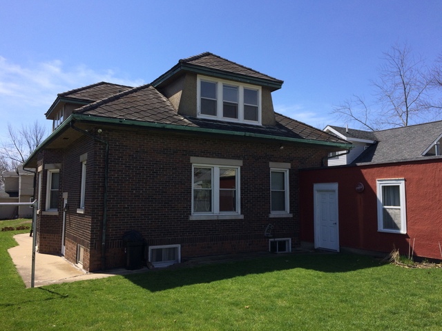 2123 2nd St, Peru, IL 61354 photo 2