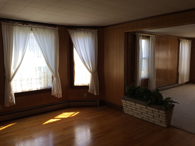 2123 2nd St, Peru, IL 61354 photo 5