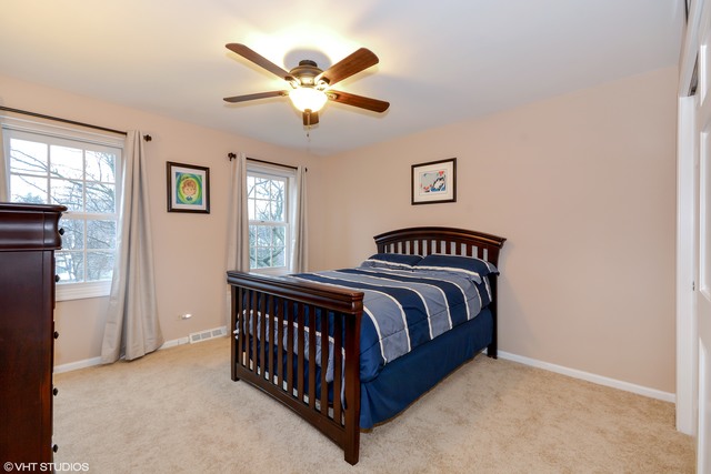 903 Brighton Dr, Wheaton, IL 60189 photo 17