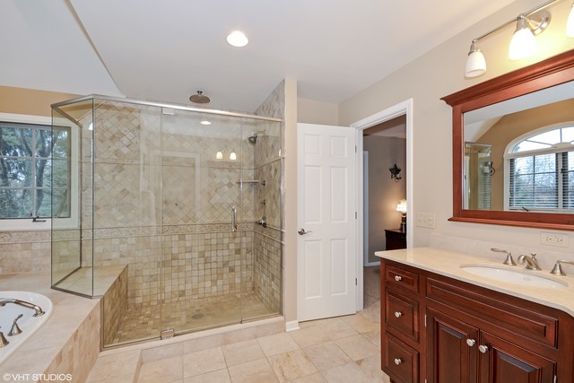 903 Brighton Dr, Wheaton, IL 60189 photo 15