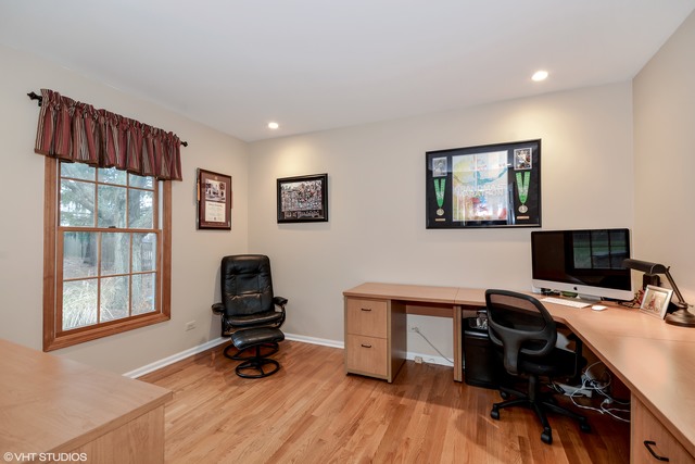 903 Brighton Dr, Wheaton, IL 60189 photo 20