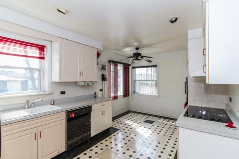 11030 S Sangamon St, Chicago, IL 60643 photo 13
