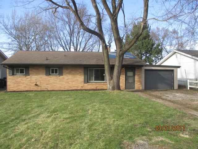 6429 E Flora St, Kankakee, IL 60901 photo 1