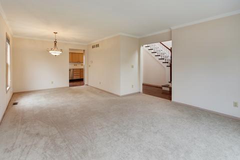 3015 Compton Rd, Aurora, IL 60504 photo 3