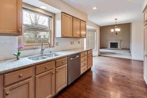 3015 Compton Rd, Aurora, IL 60504 photo 8
