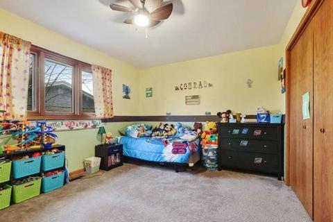 1491 Wayne Dr, Crete, IL 60417 photo 9