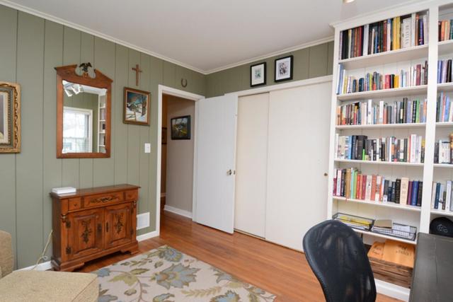 422 N Commonwealth Ave, Elgin, IL 60123 photo 13