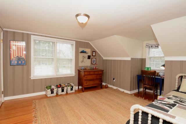 422 N Commonwealth Ave, Elgin, IL 60123 photo 19