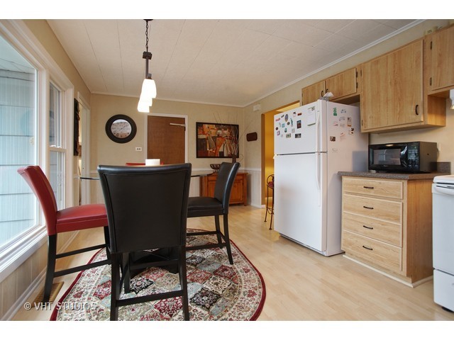 240 Lafayette Ln, Hoffman Estates, IL 60169 photo 5