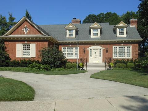 306 Downing Rd, Riverside, IL 60546 photo 1