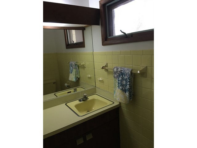 445 Hazel Dr, Elgin, IL 60123 photo 20