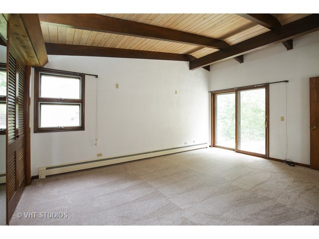 445 Hazel Dr, Elgin, IL 60123 photo 9