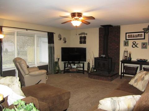 2603 Sangamon Dr, Champaign, IL 61821 photo 4