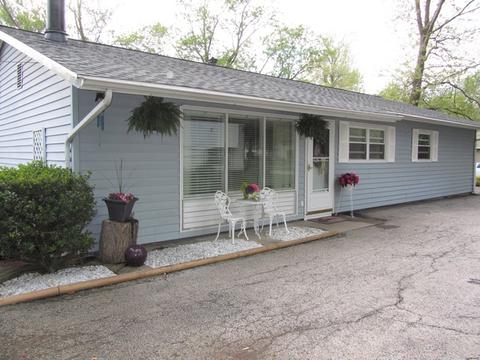 2603 Sangamon Dr, Champaign, IL 61821 photo 2