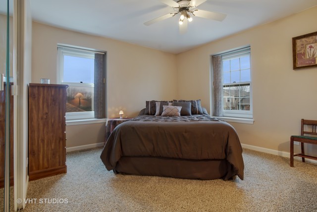 1245 John Dr, Hoffman Estates, IL 60169 photo 18