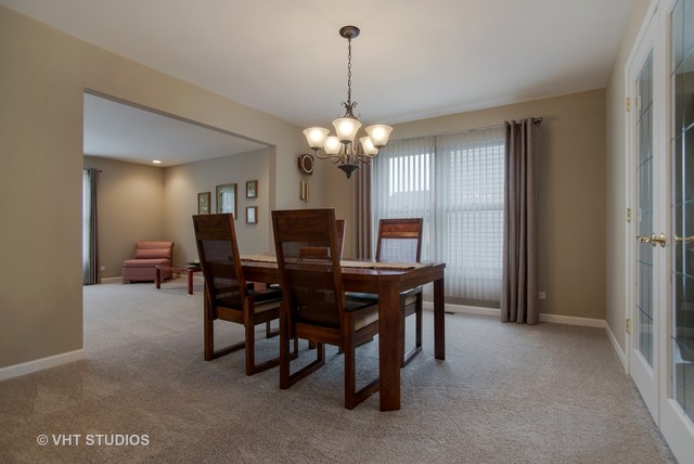 1245 John Dr, Hoffman Estates, IL 60169 photo 6