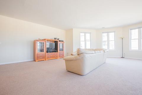 271 E Railroad Ave #207, Bartlett, IL 60103 photo 6