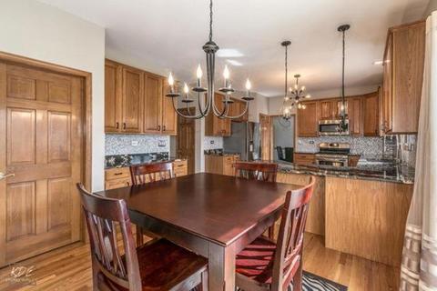 1995 Cheswick Ln, Aurora, IL 60503 photo 9