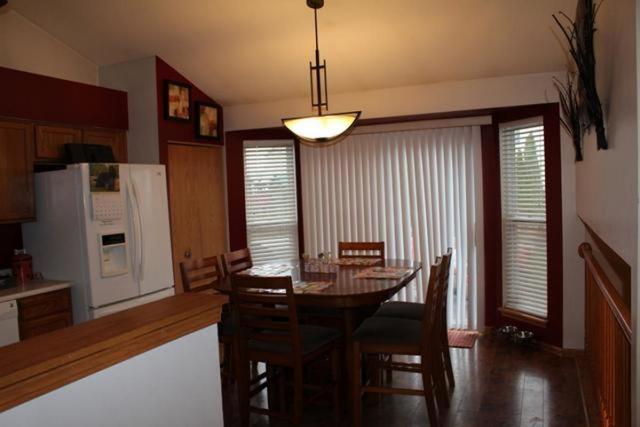 1619 Whispering Oaks Dr, Plainfield, IL 60586 photo 5