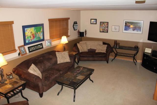 1619 Whispering Oaks Dr, Plainfield, IL 60586 photo 7