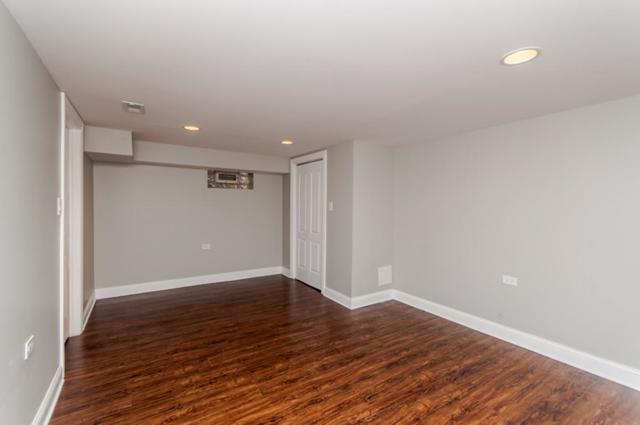 9050 S Emerald Ave, Chicago, IL 60620 photo 13