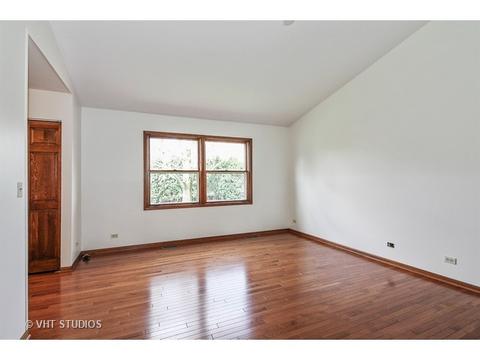 732 Laurel Ln, Cary, IL 60013 photo 8
